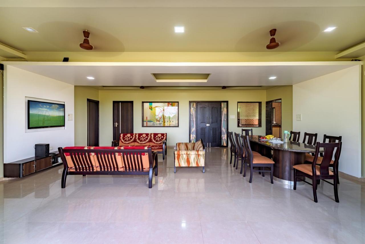 Saffronstays Ocean Breeze, Guhāgar Екстериор снимка
