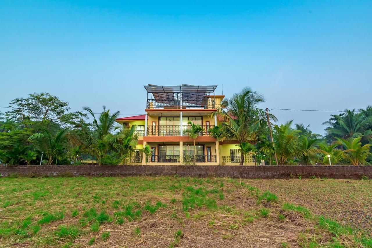 Saffronstays Ocean Breeze, Guhāgar Екстериор снимка